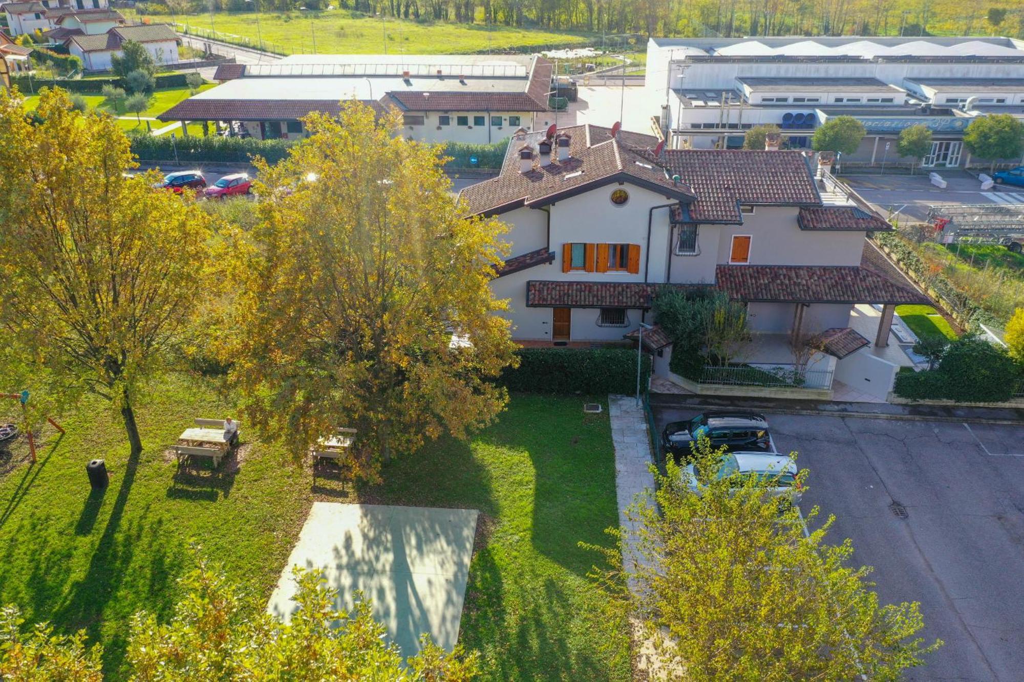 My Peschiera Family Home Xl Пескиера дел Гарда Екстериор снимка